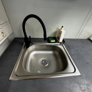 Tomáš Petrák Facility - instalace kuchyně