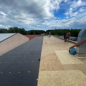 Tomáš Petrák Facility oprava střechy 2