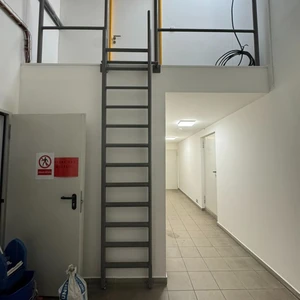 Tomáš Petrák Facility - rekonstrukce podesty 1