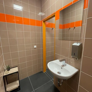 Tomáš Petrák Facility rekonstrukce sociálního zařízení 6