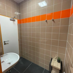 Tomáš Petrák Facility rekonstrukce sociálního zařízení 7